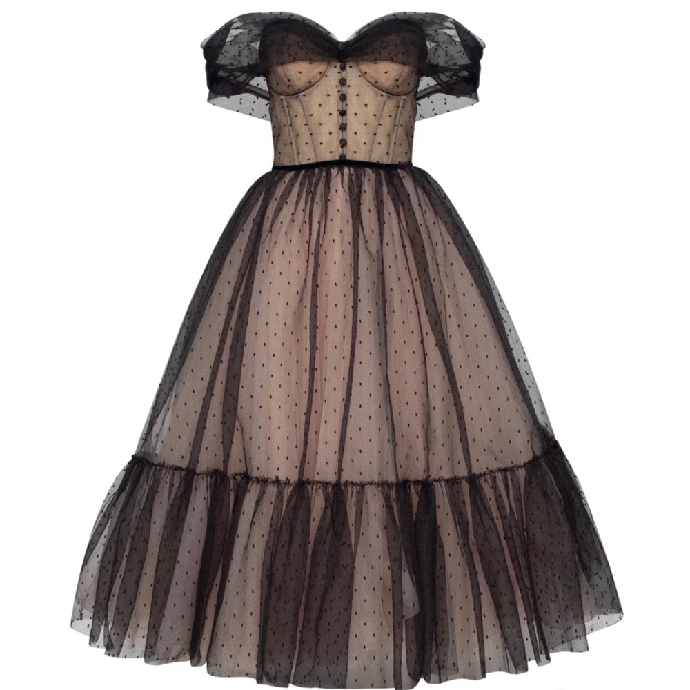 Selling this beautiful dress!